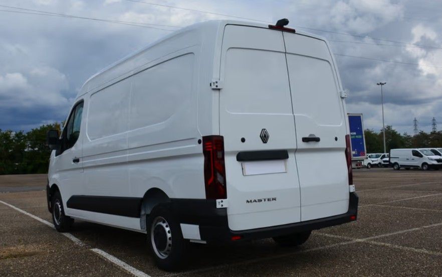 RENAULT MASTER L2H2