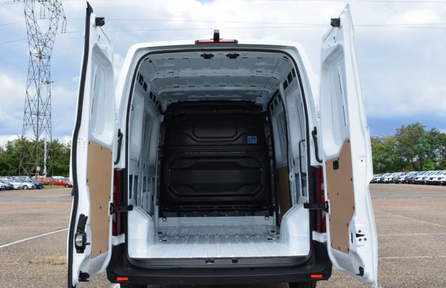 RENAULT MASTER L2H2