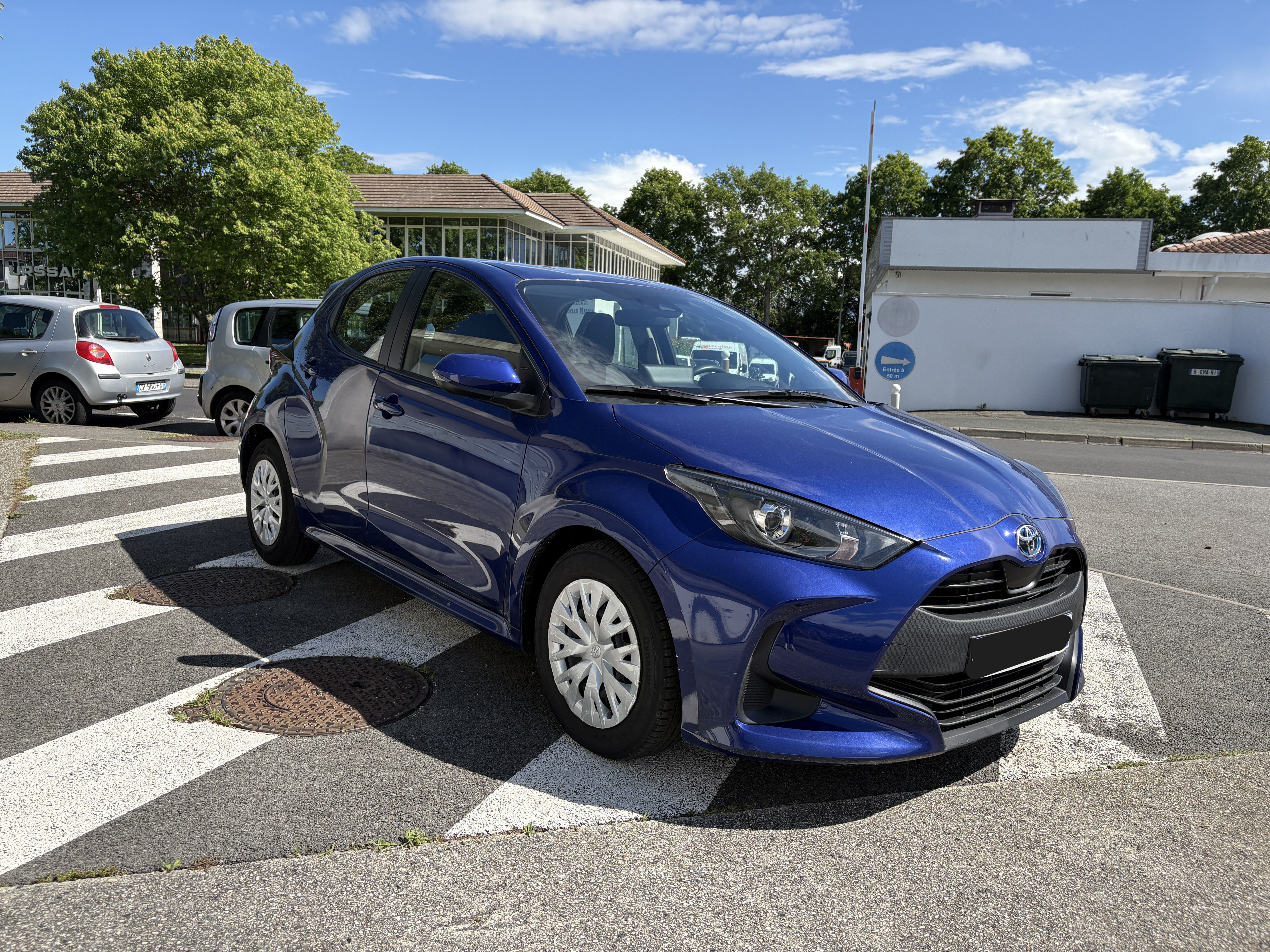 TOYOTA YARIS