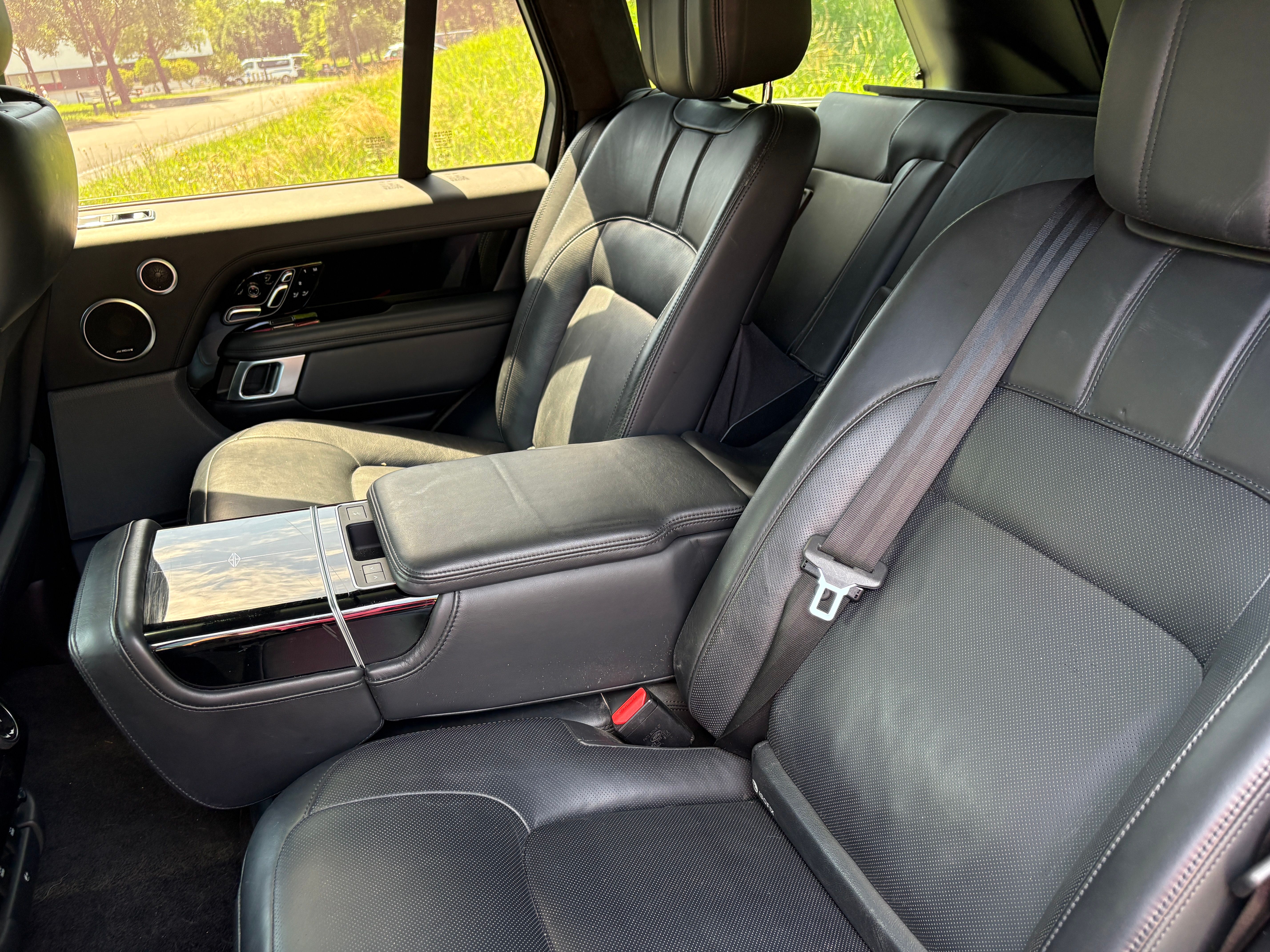LANDE ROVER  RANGE ROVER