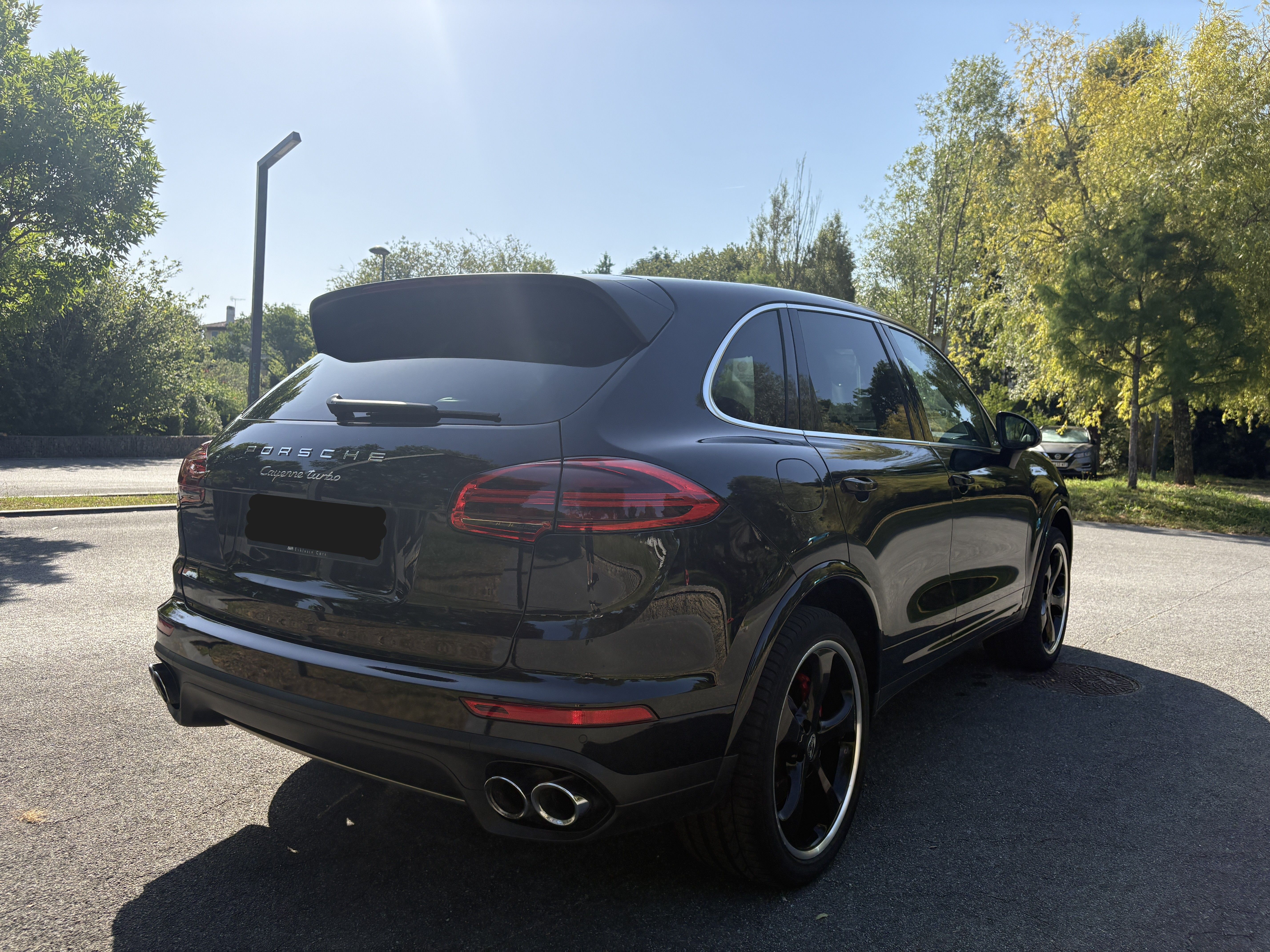 PORSCHE CAYENNE TURBO