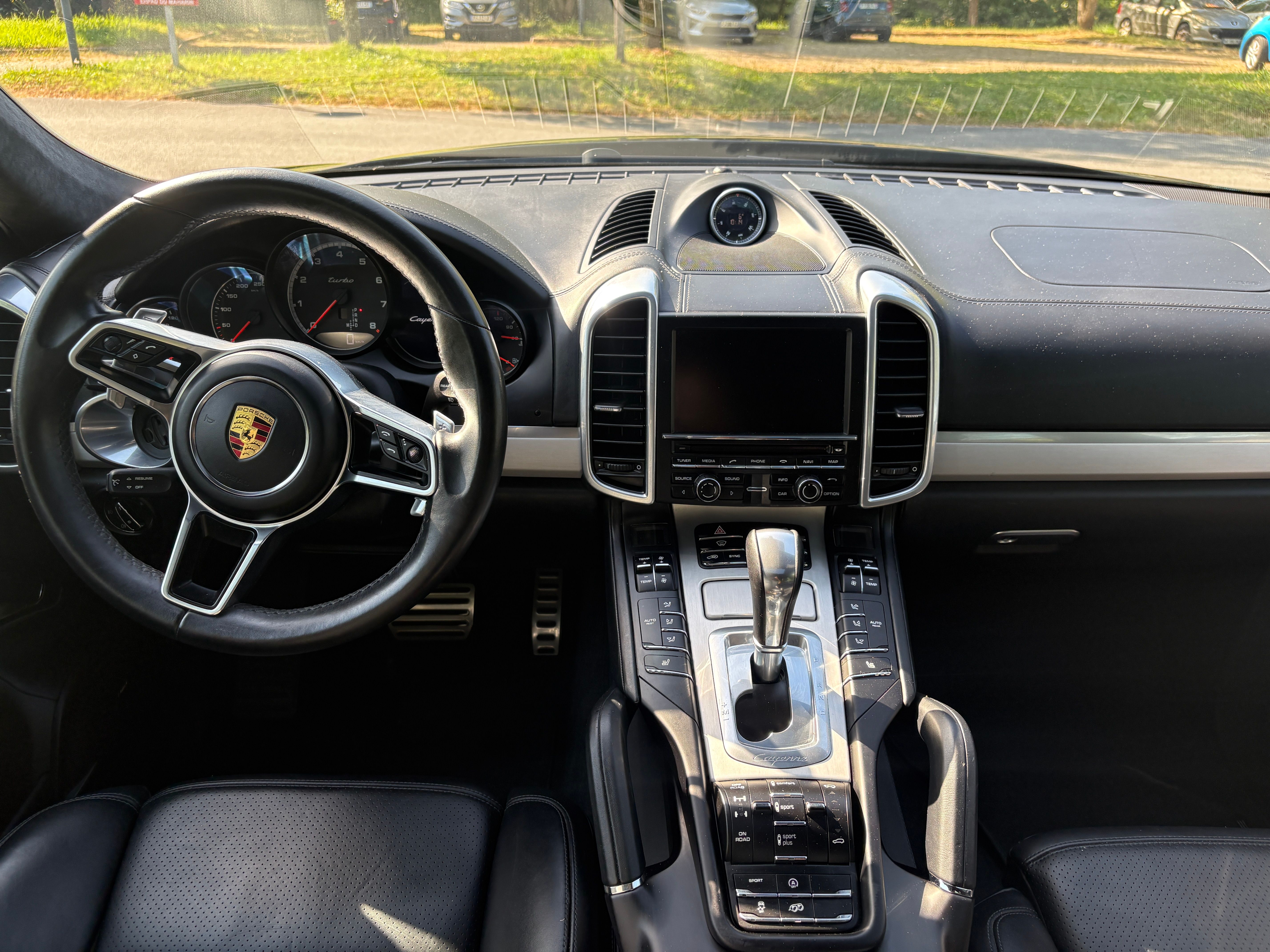 PORSCHE CAYENNE TURBO