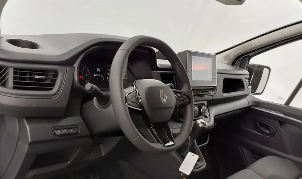 RENAULT TRAFIC L1H1
